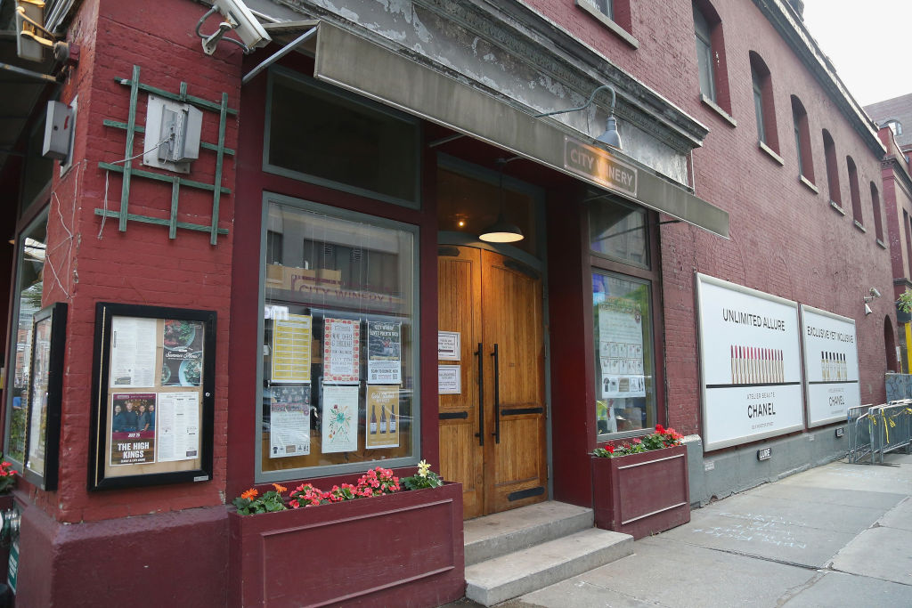 NYC Venue Now Requires Proof of Vaccination and Negative Test Due to Omicron Surge