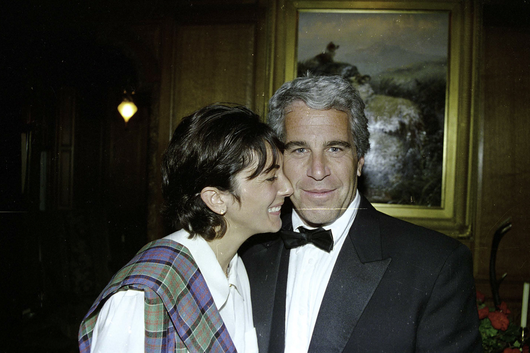 Ghislaine Maxwell’s Latest Defense Witness Has Memory Problems