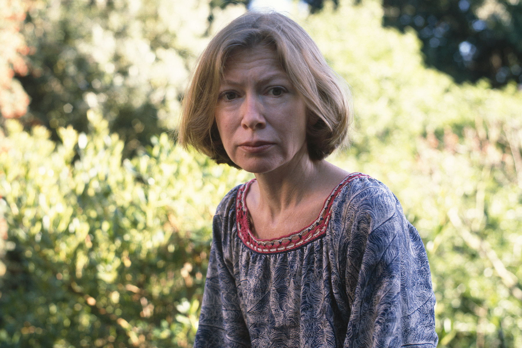 Joan Didion, Storied Author and Cultural Critic, Dead at 87