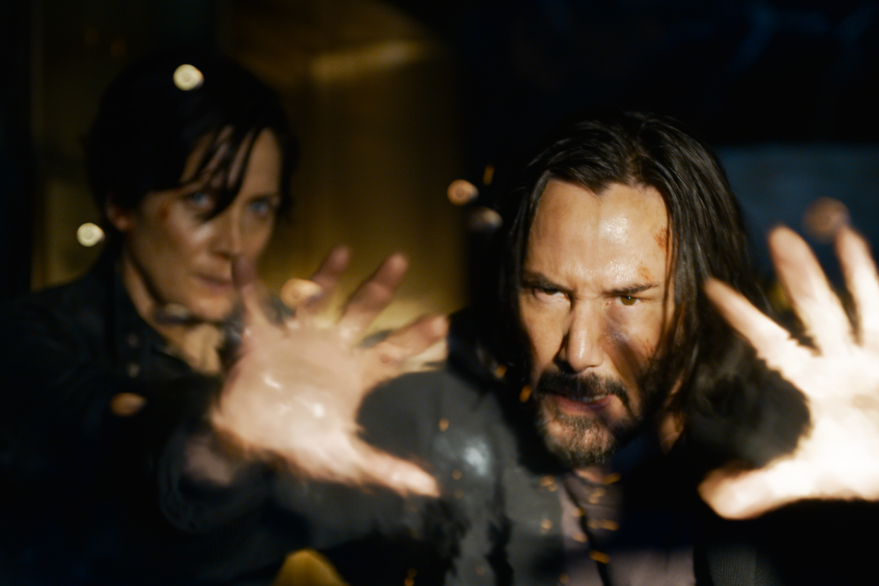 Keanu Reeves Still Knows Kung Fu in New ‘Matrix Resurrections’ Trailer