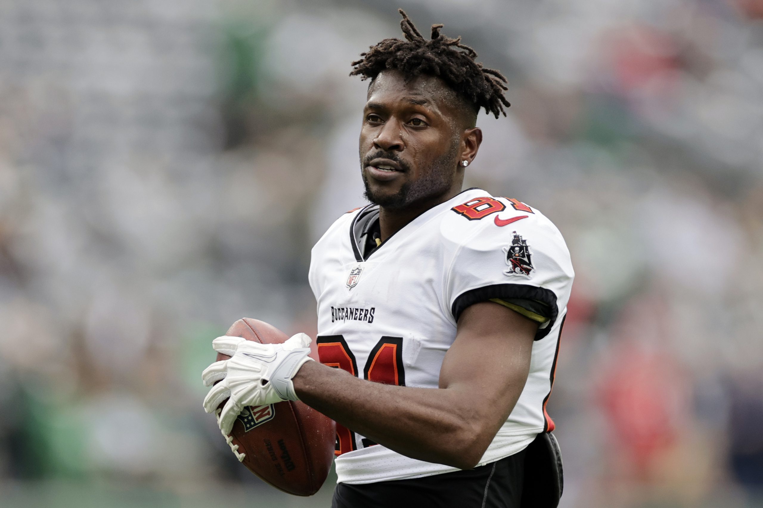 Antonio Brown Booted From Tampa Bay Buccaneers After Mid-Game Meltdown
